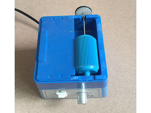 胶轮电动油边盒